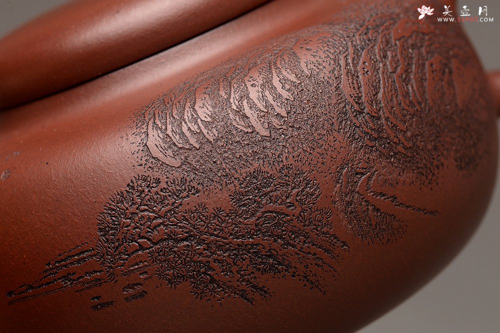 紫砂壶图片：李彦雄精刻山水 道洪风格之全手玉韵  精品之作 - 美壶网