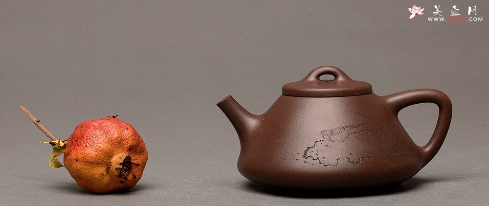 紫砂壶图片：周路健乙未冬全手精品力作 摹李寒勇子冶石瓢 耐品劲道 国师和石装饰 - 美壶网