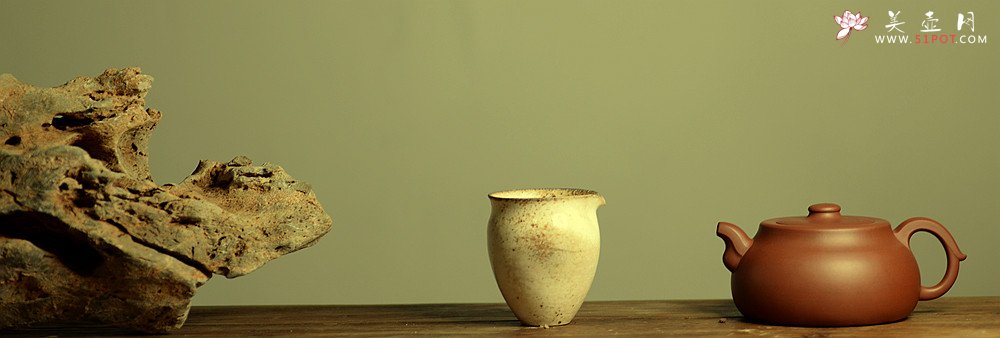 紫砂壶图片：万阗阗最新全手作品 厚重有韵致 线条严谨流畅 大蕴井栏 - 美壶网