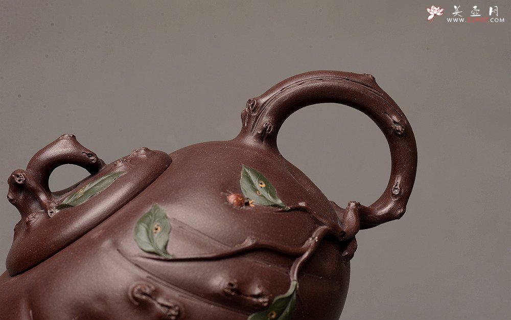 紫砂壶图片：灵秀俊美 自然清趣 玉露 典雅大气 原创作品孙伟强张新亚合作 - 美壶网