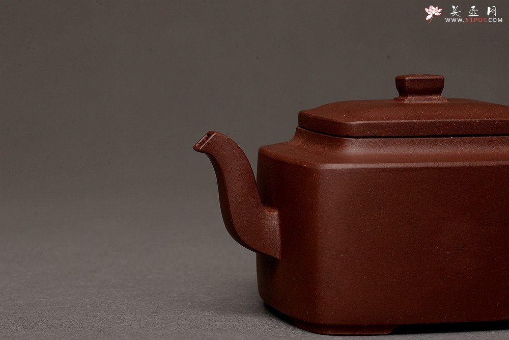 紫砂壶图片：马建鹏作品 美壶特惠 全手书香小四方 工整挺拔 - 美壶网