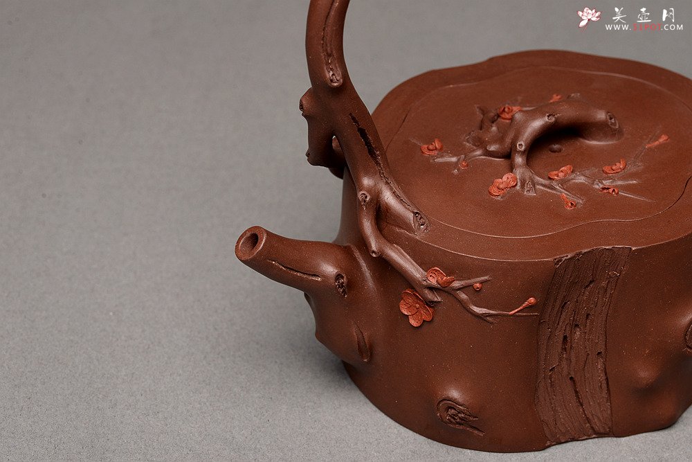 紫砂壶图片：单志萍老师新品 精品全手提梁梅桩 难度大 立体梅花~精神喜庆 - 美壶网