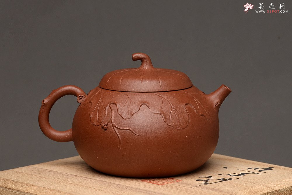 紫砂壶图片：周路健全手新作 贴塑花器 飘逸 雅致 秋硕 - 美壶网