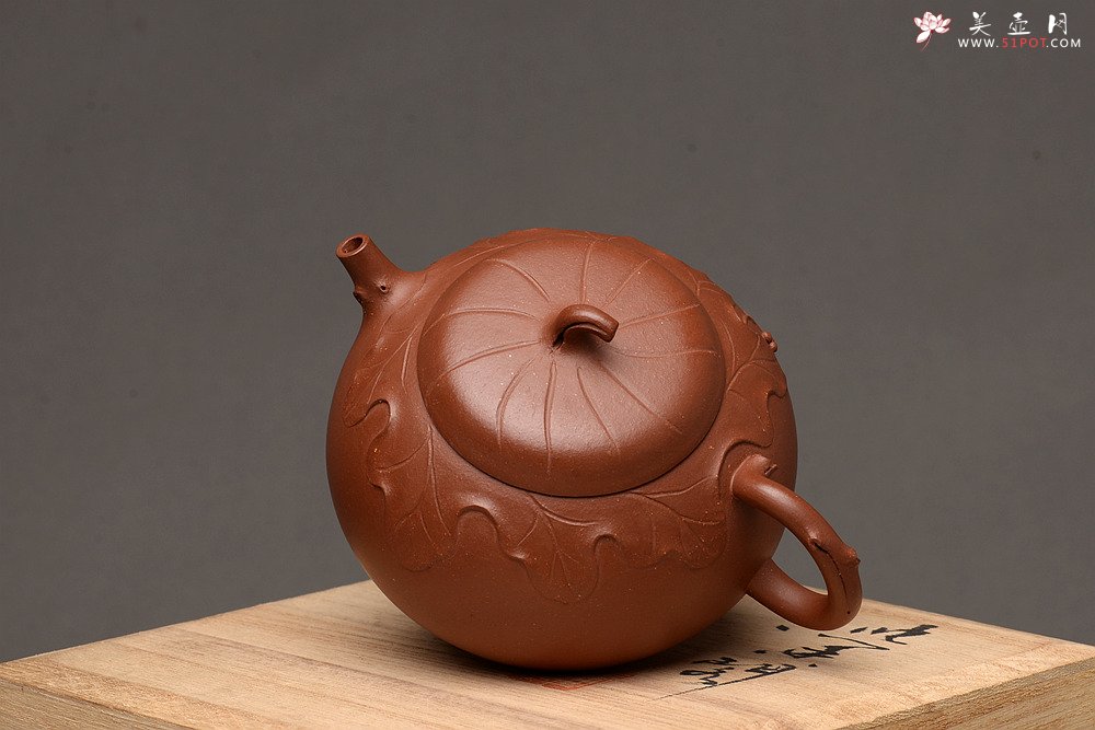 紫砂壶图片：周路健全手新作 贴塑花器 飘逸 雅致 秋硕 - 美壶网