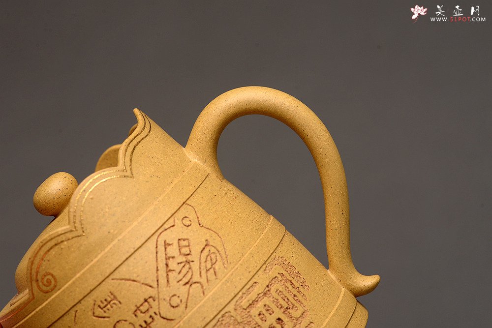 紫砂壶图片：于洪霞乙未冬作品  张听刚装饰 简古拙朴 做工精致 全手摹古僧帽 - 美壶网