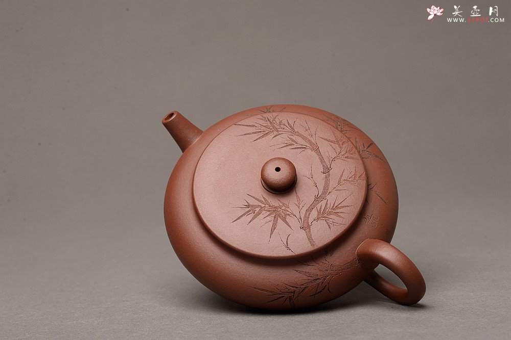 紫砂壶图片：扁翁设计 詹黎明全手制作 国师赵辉精心装饰 杀茶利器 卧云 - 美壶网