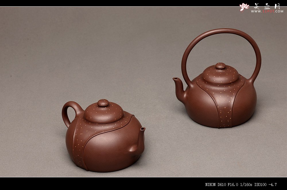 紫砂壶图片：徐正涛经典代表作 乙未冬全手作品  演绎经典传统 精工 龙带对壶 - 美壶网