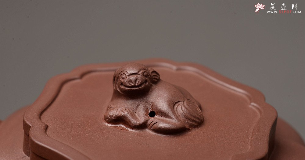 紫砂壶图片：酒虎全手 乙未冬精品佳作 做工精致 狮球二式 推荐~ 优质紫泥 - 美壶网
