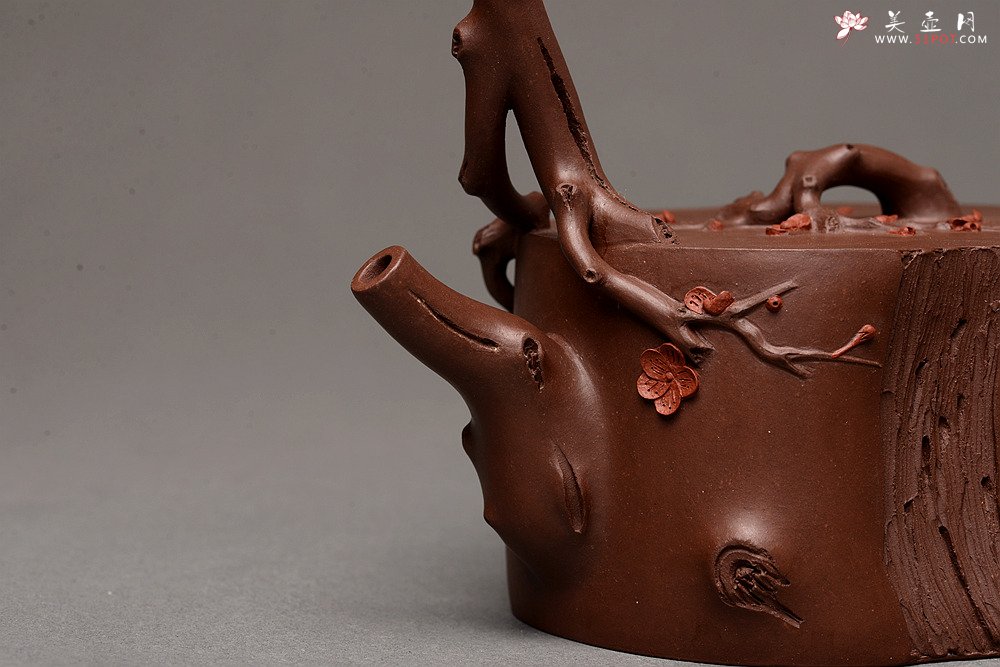 紫砂壶图片：单志萍老师新品 精品全手提梁梅桩 难度大 立体梅花~精神喜庆 - 美壶网