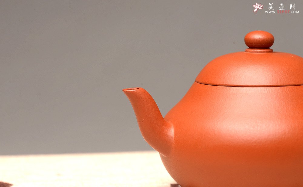 紫砂壶图片：美壶特惠 优质朱泥 娇艳迷人 秀气可人 梨形 - 美壶网