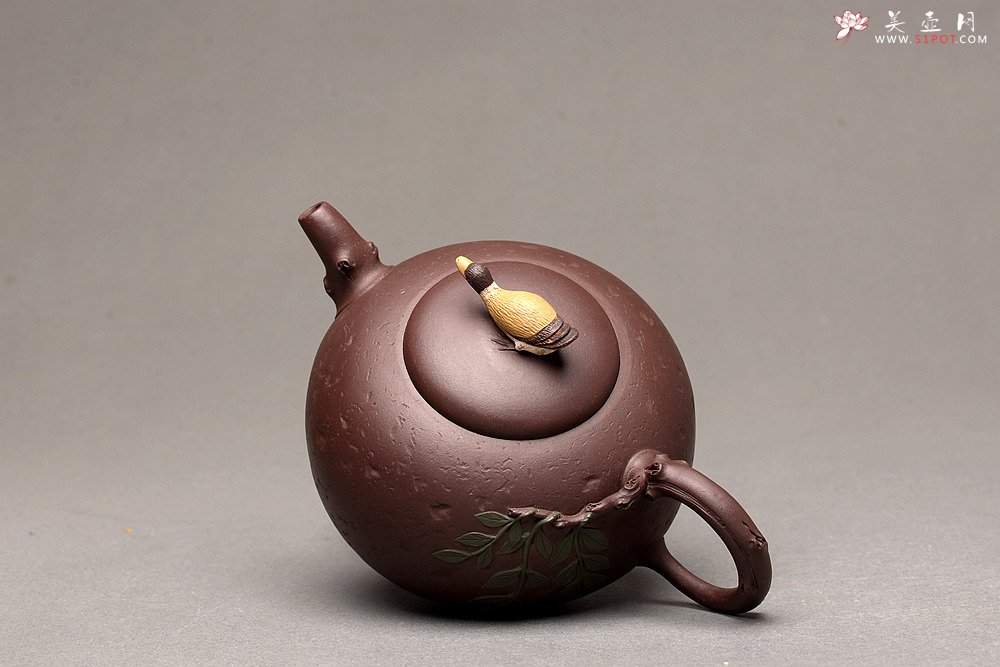 紫砂壶图片：诗情画意 春江水暖鸭先知 孙伟强张新亚原创作品 玩味不绝 - 美壶网