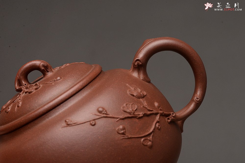 紫砂壶图片：江家风格 梅枝疏朗 贴叶精彩 全手寒香 - 美壶网