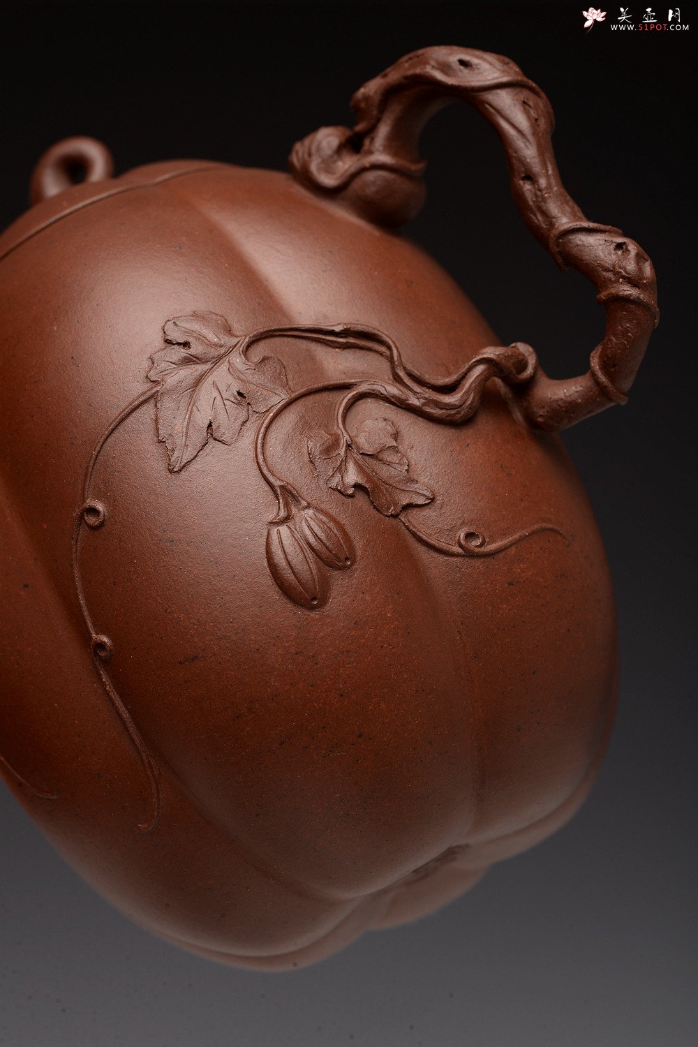 紫砂壶图片：顾正芳精品全手 原创作品 花货技法精湛  甜瓜 赵辉老师精刻 - 美壶网