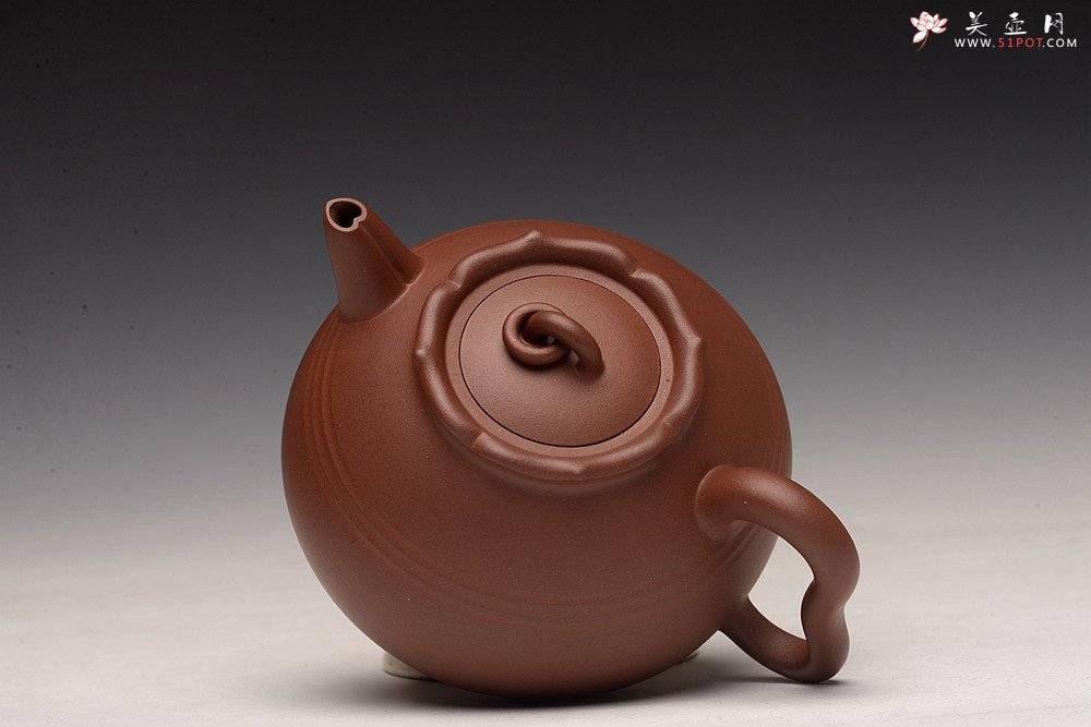 紫砂壶图片：于洪霞新作 造型敦厚 古雅可人 细节頗見功力 心心相印 全手素心 - 美壶网