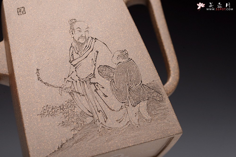 紫砂壶图片：何卫枫丙申春全手新作 毛国强徒弟刘华文气装饰 明相四方 稳中见秀 做工挺拔 - 美壶网