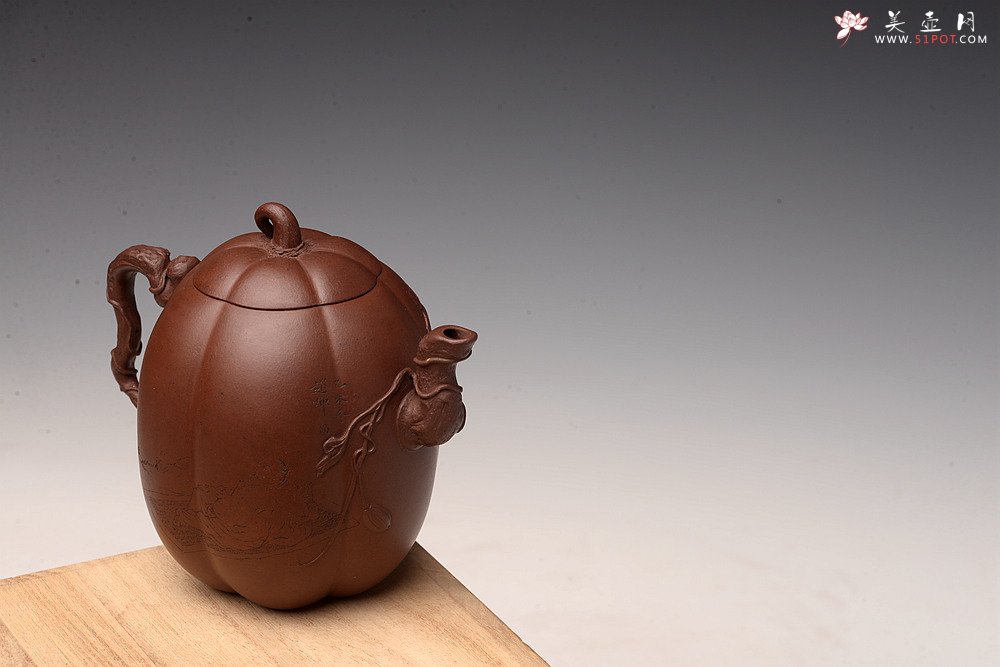 紫砂壶图片：顾正芳精品全手 原创作品 花货技法精湛  甜瓜 赵辉老师精刻 - 美壶网