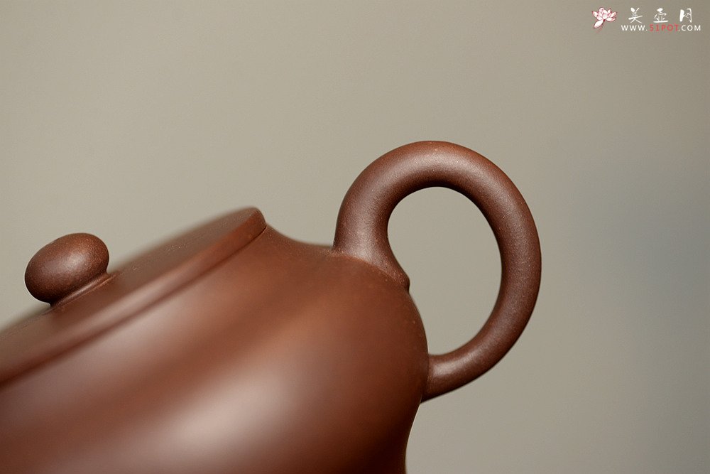 紫砂壶图片：王薇丙申年春全手新作 上下刹凹 大口实用 虚扁 - 美壶网
