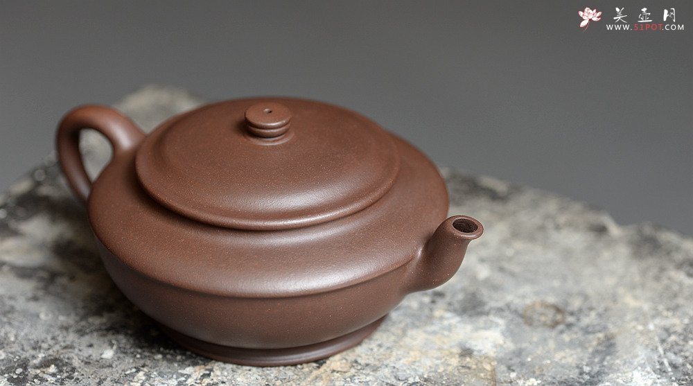 紫砂壶图片：马建鹏丙申春 宋韵 老紫泥 仅2只 做工精致 器形耐品~ - 美壶网