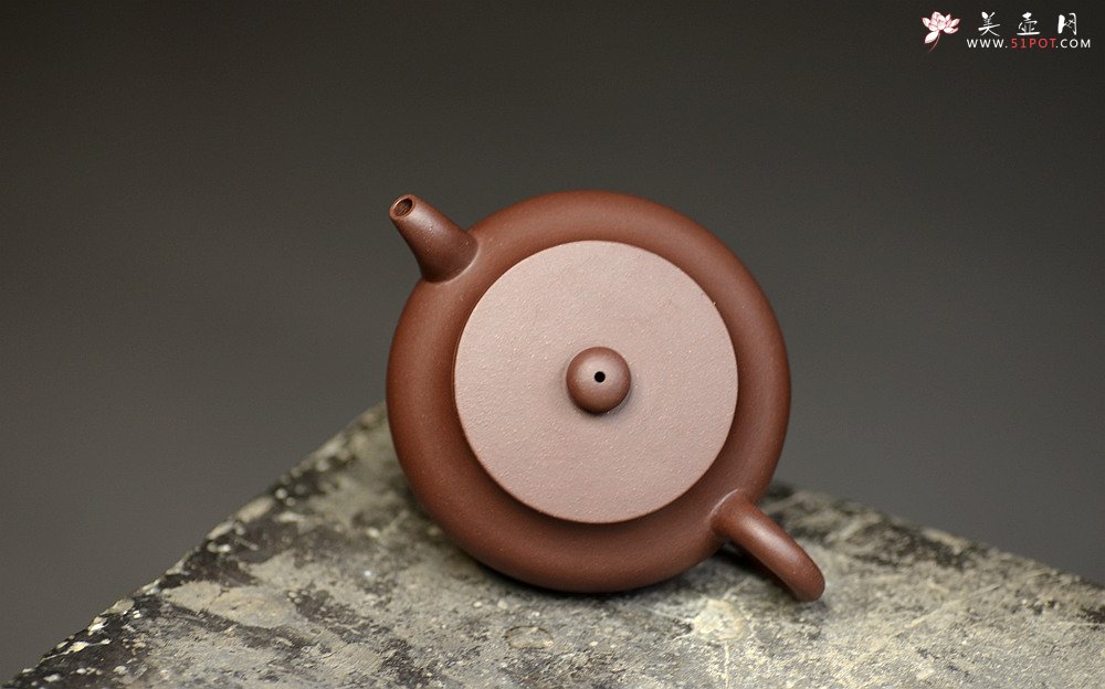 紫砂壶图片：王薇丙申年春全手新作 上下刹凹 大口实用 虚扁 - 美壶网