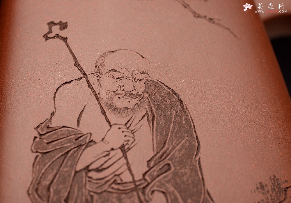 紫砂壶图片：何卫枫丙申春全手作品 强强联合毛国强徒弟刘华文气装饰 高士怀古 四方云鼎 - 美壶网