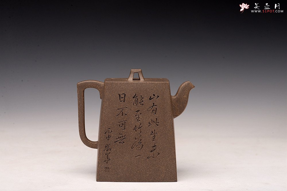 紫砂壶图片：何卫枫丙申春全手新作 毛国强徒弟刘华文气装饰 明相四方 稳中见秀 做工挺拔 - 美壶网