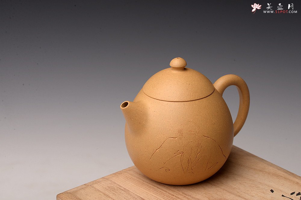 紫砂壶图片：传统器形  优质段泥 精工龙蛋 秀气可人 游心堂装饰 喜从天降 - 美壶网