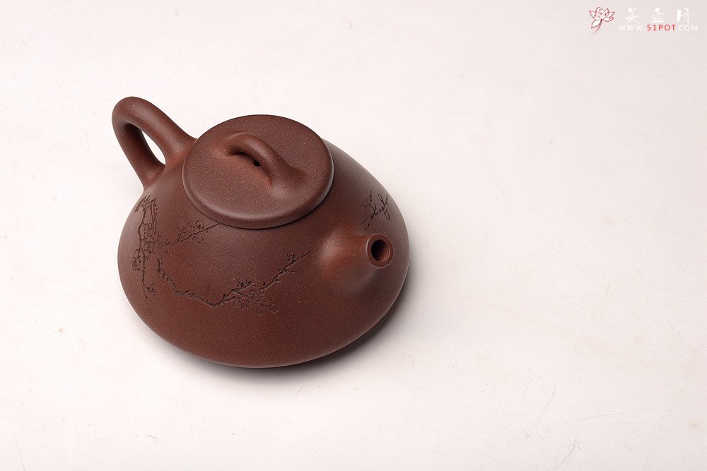 紫砂壶图片：摹古清味~ 鸿渝山房新品 美壶特惠 茶人最爱 拙味石瓢 助工文涛装饰 - 美壶网
