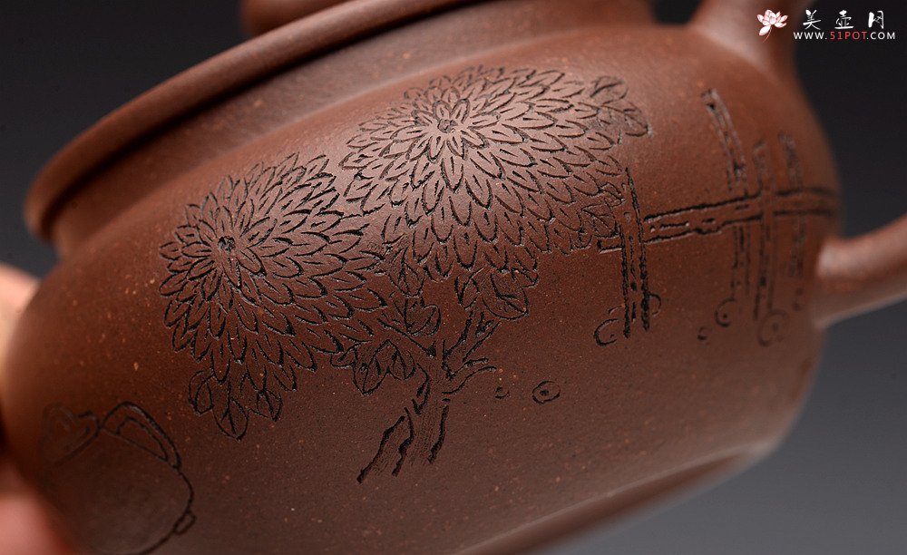 紫砂壶图片：张听刚精心装饰  刻绘精彩 大口实用 全手巨轮珠 摹曼生画 - 美壶网