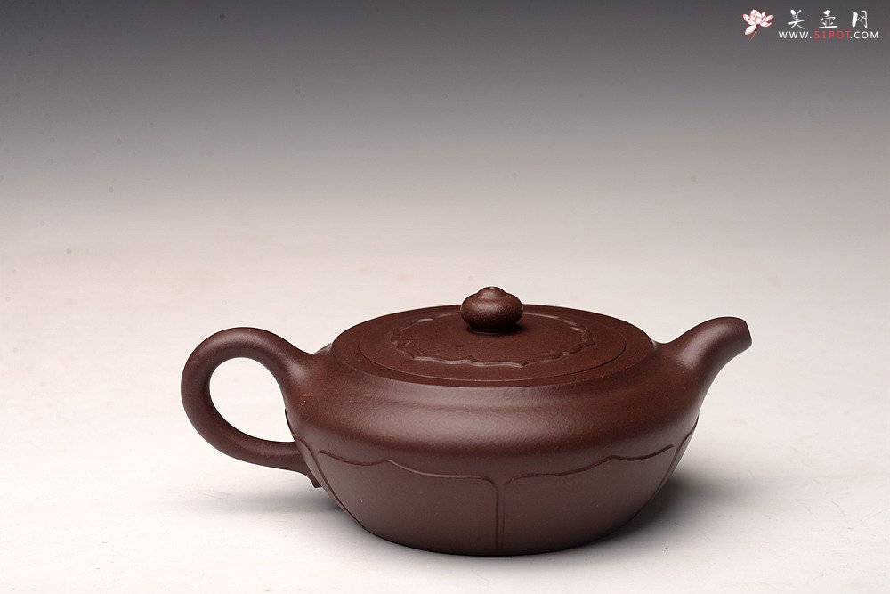 紫砂壶图片：大口实用 唐彬杰款 美壶特惠 莲花矮僧帽 细节处理到位  - 美壶网