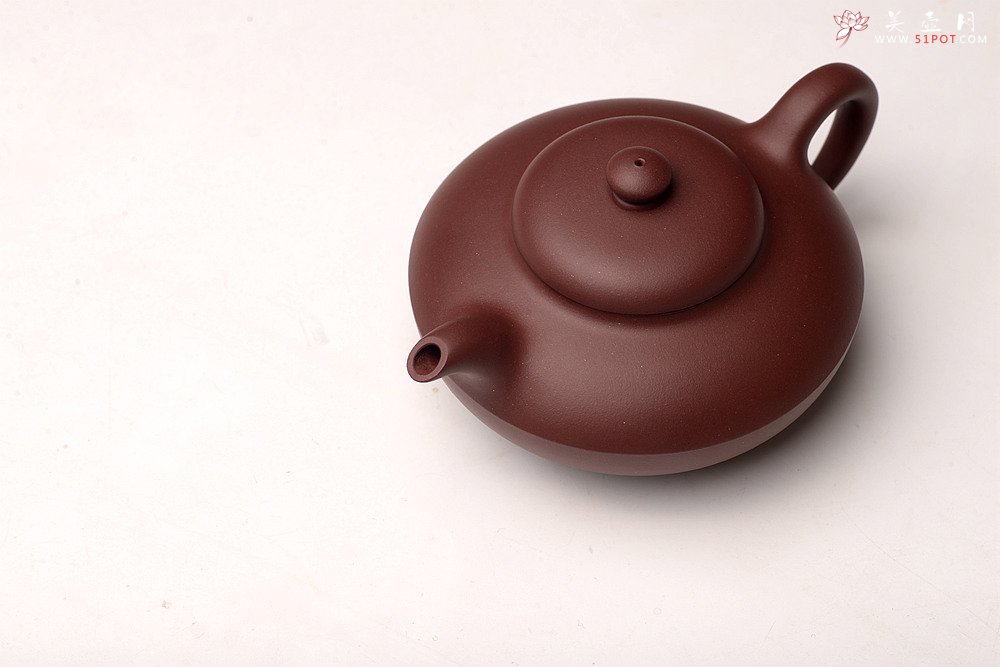 紫砂壶图片：俞欣荣乙未年初冬作品 器形古朴老味足 清式合欢 实用佳器 - 美壶网