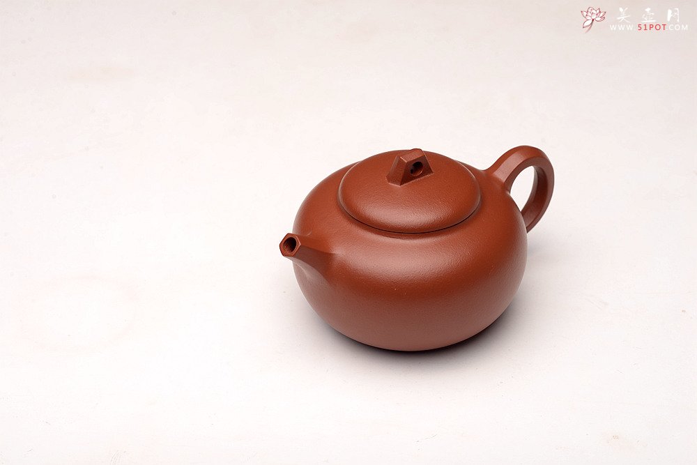 紫砂壶图片：唐文老师新作 优质朱泥 六方圆珠 ~次品率大:( - 美壶网