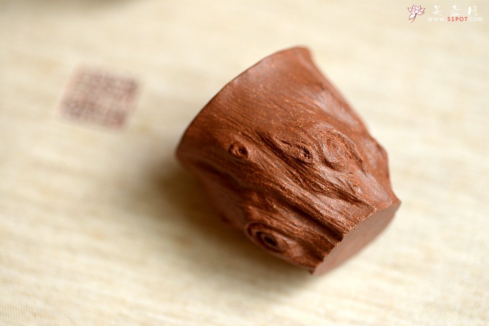 紫砂壶图片：美壶定制 精品全手树桩杯  优质降坡泥 文气把玩 - 美壶网