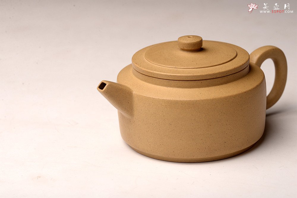 紫砂壶图片：耿其群全手精品 单片拍打 纯净本绿 传统经典 周盘 - 美壶网