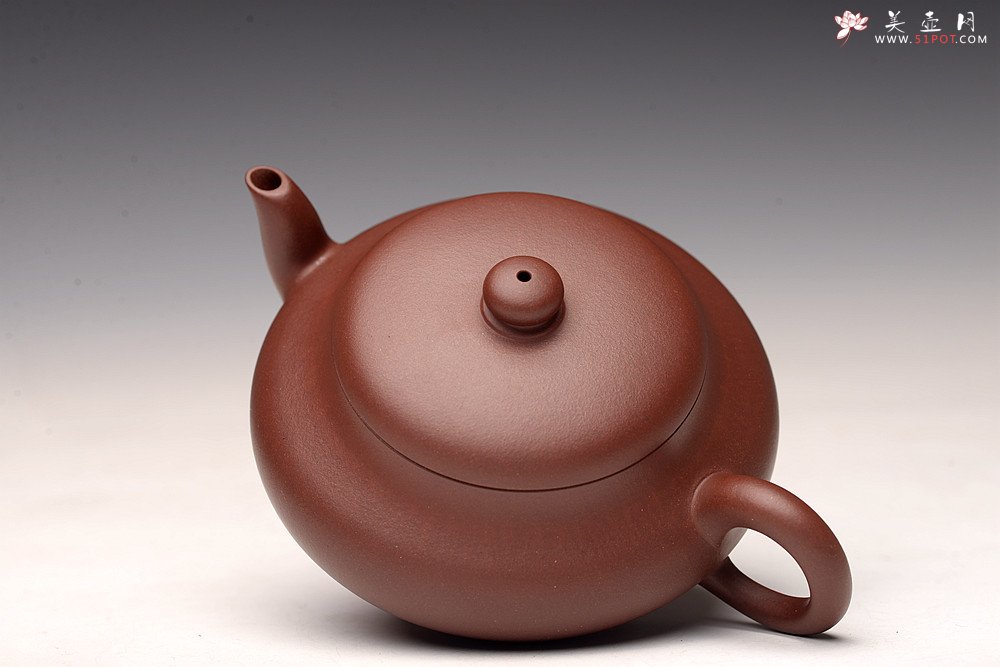 紫砂壶图片：邵春良近作  光素经典 传统全手技法 上下均刹凹 扁灯 优质老清水 - 美壶网