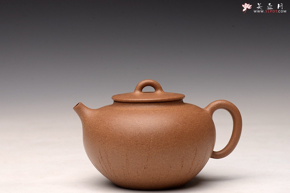 紫砂壶图片：储亚全手新作 饱满小可爱 优质老段泥  颇具玩味 年轮 - 美壶网