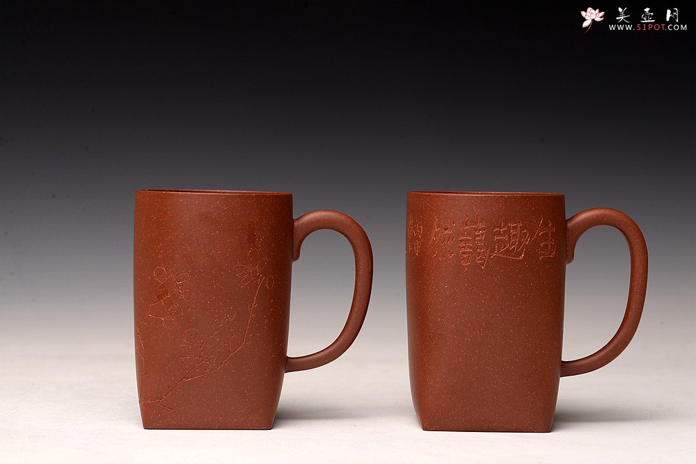 紫砂壶图片：詹黎明制盘 高路老师精刻 天地方圆杯~文房主人杯   - 美壶网