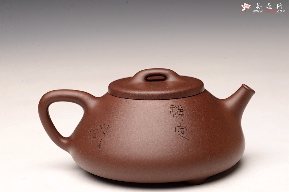 紫砂壶图片：吴杰全手新品 游心堂精心装饰 摹古之东石瓢~ 文气十足 - 美壶网