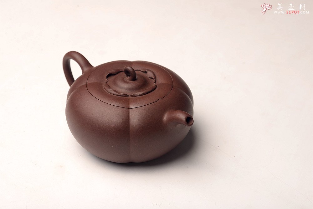 紫砂壶图片：潘丹初丙申夏精品 筋囊花货 全手玉柿二式 秀美逸品 爱不释手的精品 - 美壶网