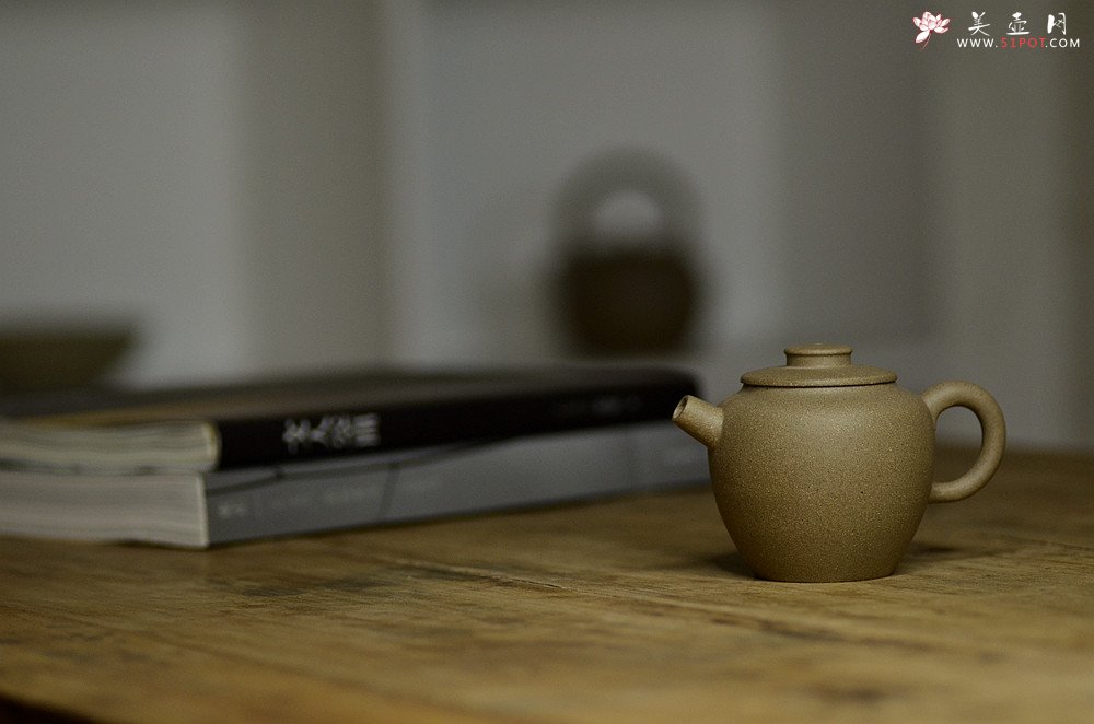 紫砂壶图片：美壶特惠 实用摹古段泥巨轮  杀茶利器 茶人最爱 - 美壶网