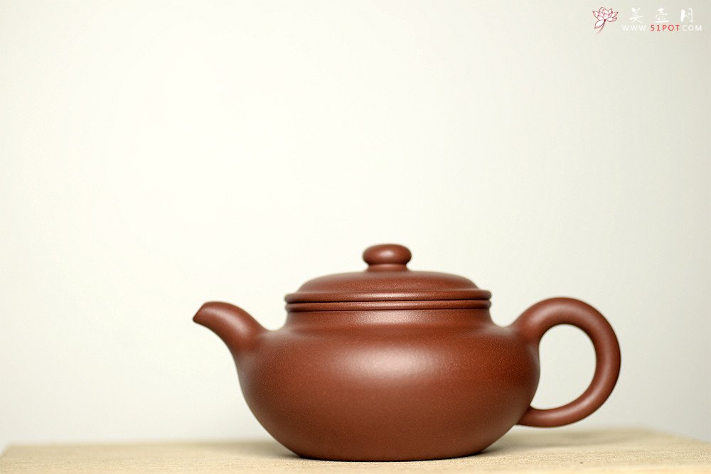 紫砂壶图片：邵春良丙申夏全手新作 光素经典 摹古景舟仿古 线条舒展 耐品佳作 - 美壶网