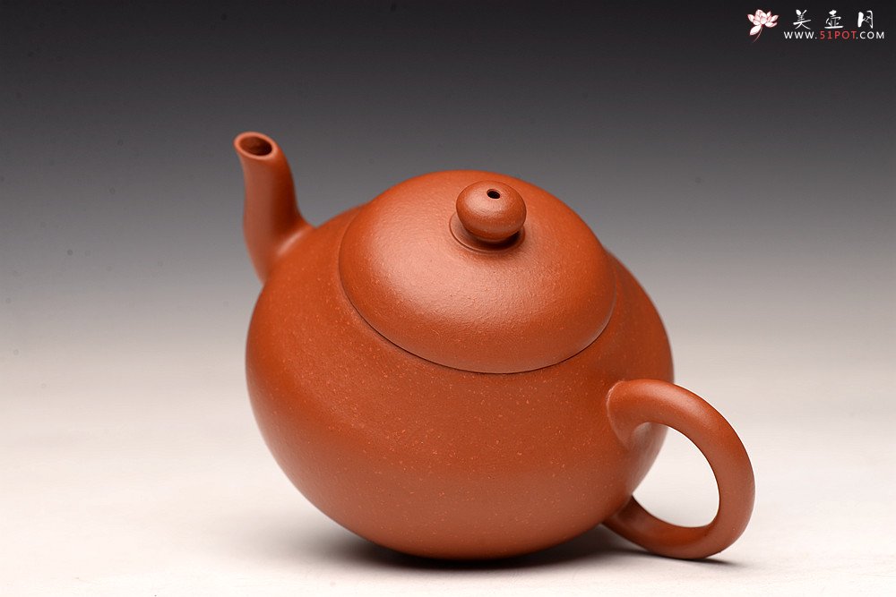 紫砂壶图片：徐亚春丙申秋新作 全手摹古梨形  耐品韵味足  - 美壶网