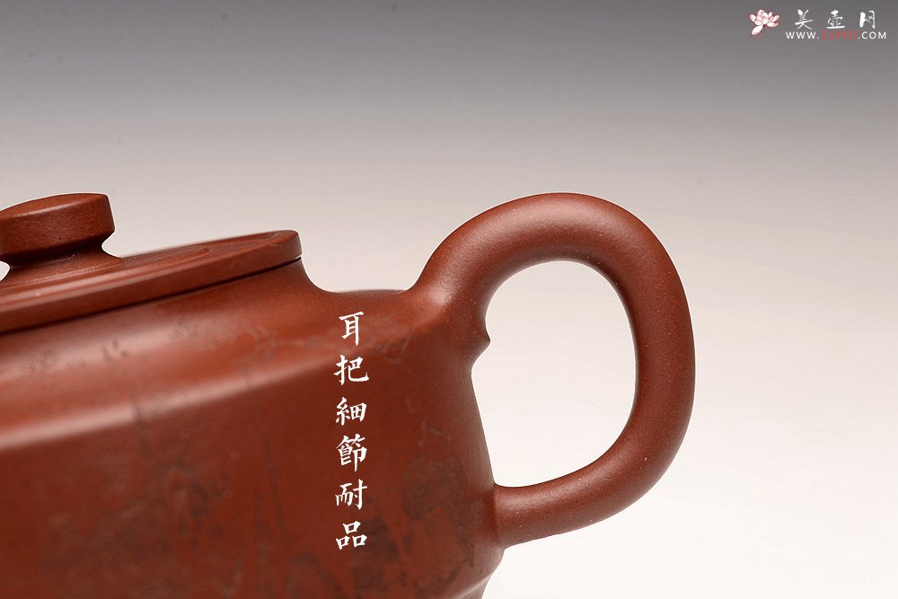 紫砂壶图片：储俊伟丙申夏全手摹古 曼生周盘 端庄素雅 国师实力派赵辉装饰 精工 - 美壶网