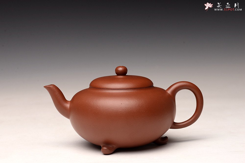 紫砂壶图片：王薇丙申秋全手新作 三足水平 线条流畅 做工精致 - 美壶网