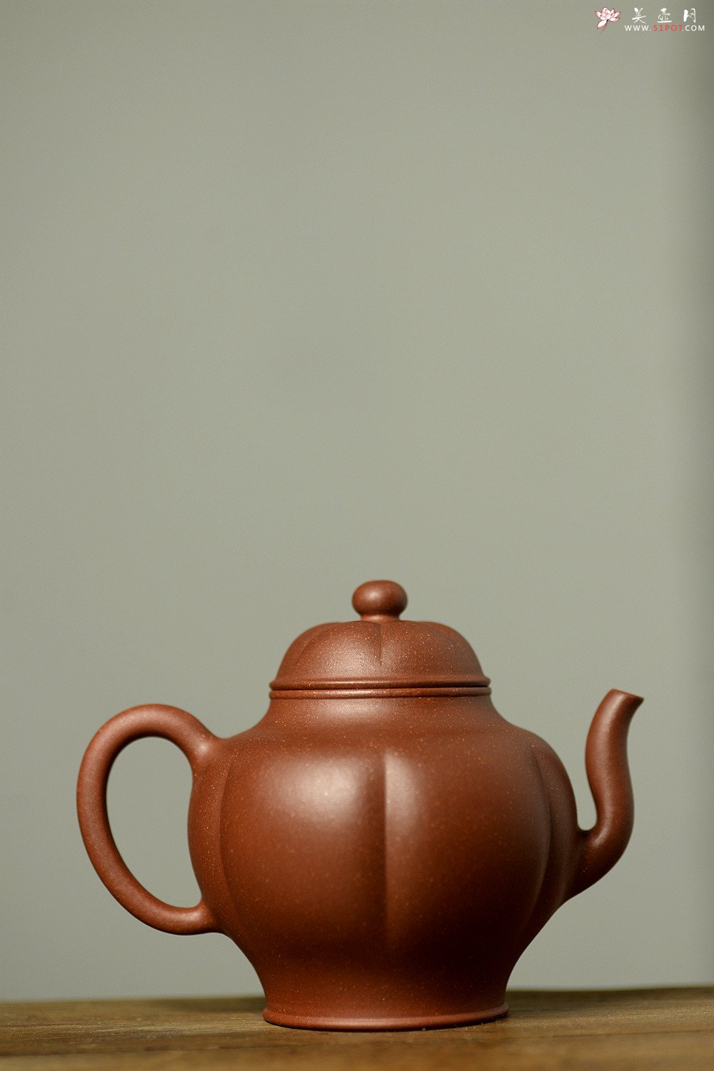 紫砂壶图片：储亚丙申秋全手新品 精工筋囊 高俊神怡 耐品 瑞福 高温底槽青 - 美壶网