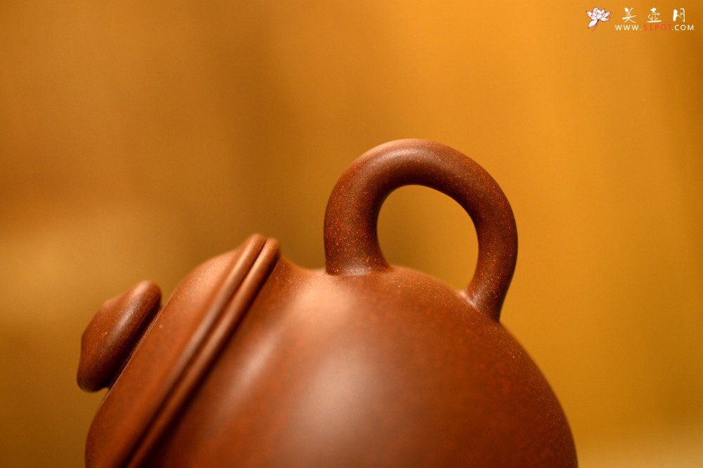 紫砂壶图片：美壶特惠 玩味巨轮 茶人最爱 实用 独孔加不锈钢滤网 - 美壶网