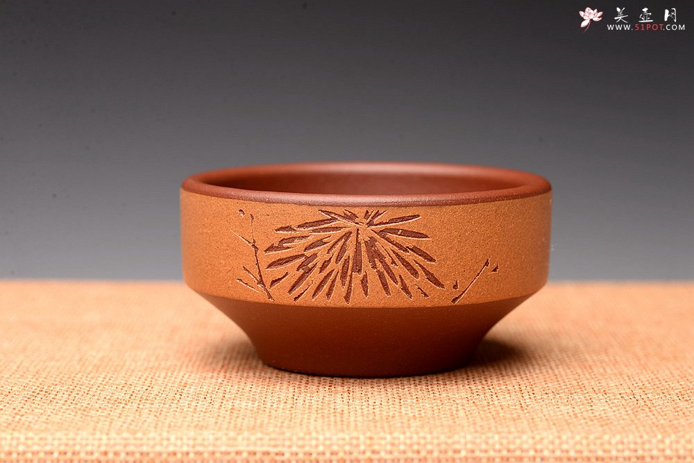 紫砂壶图片：粉浆宝盆杯  以底槽清打底粉段泥 梅兰竹菊套杯 文气古朴 精致实用 - 美壶网