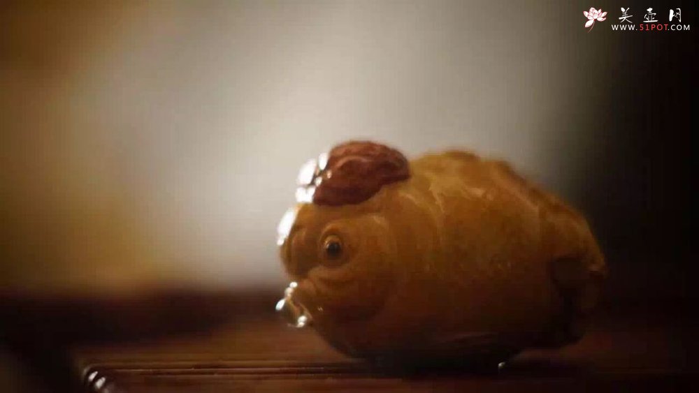 紫砂壶图片： 茶盘尤物  做工精细 生动传神 寓意吉祥之鸿运当头 - 美壶网