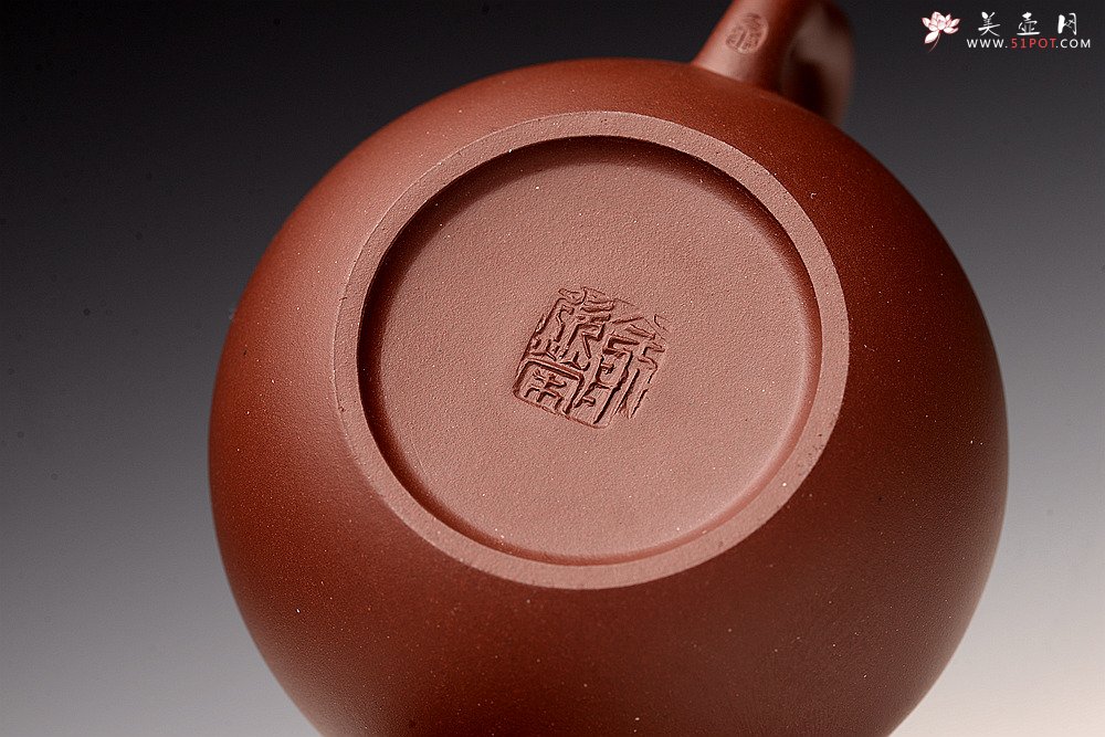 紫砂壶图片：俞欣荣丙申初夏新作 茄瓜 别具新意 线条流畅 美壶特惠  - 美壶网