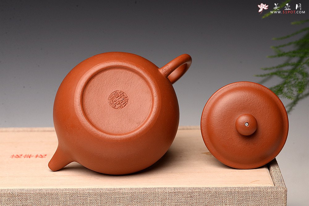 紫砂壶图片：优质朱泥 娇艳迷人 全手仿古 传统实用 - 美壶网