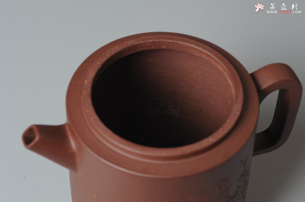 紫砂壶图片：助理美术师唐文全手作品 圆础 助理工艺美术师袁德波刻绘 - 美壶网